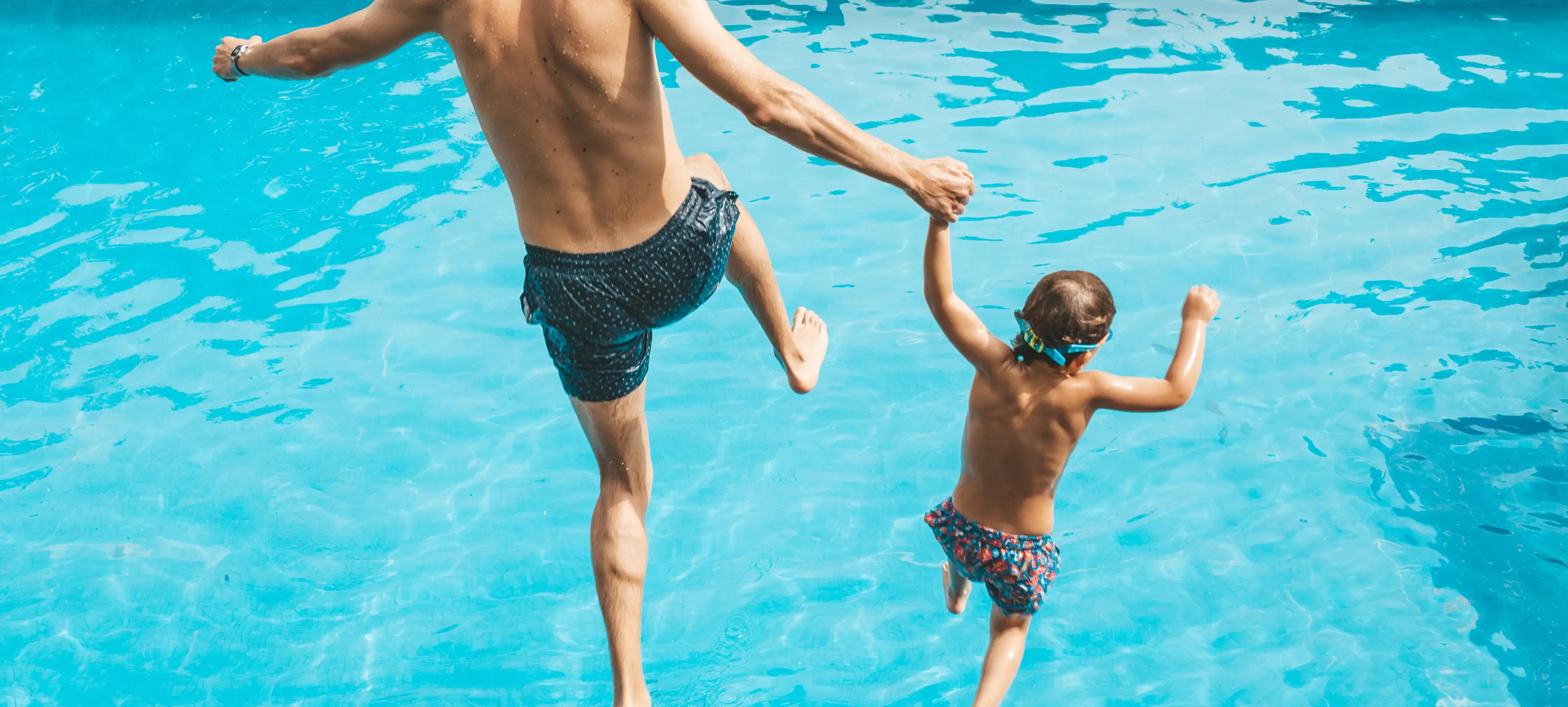 Nexus in Gallatin Tennessee has all ages and active adult amenity centers with resort-style pools